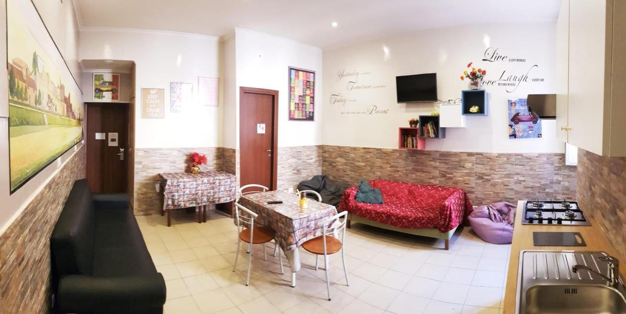 Legends Hostel Rome Buitenkant foto
