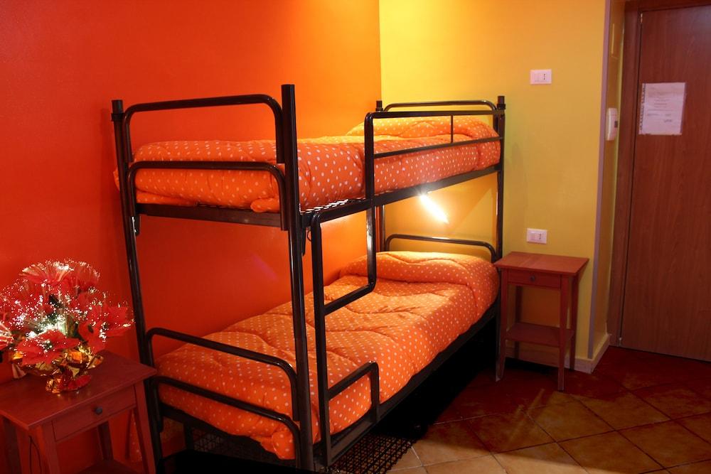 Legends Hostel Rome Buitenkant foto