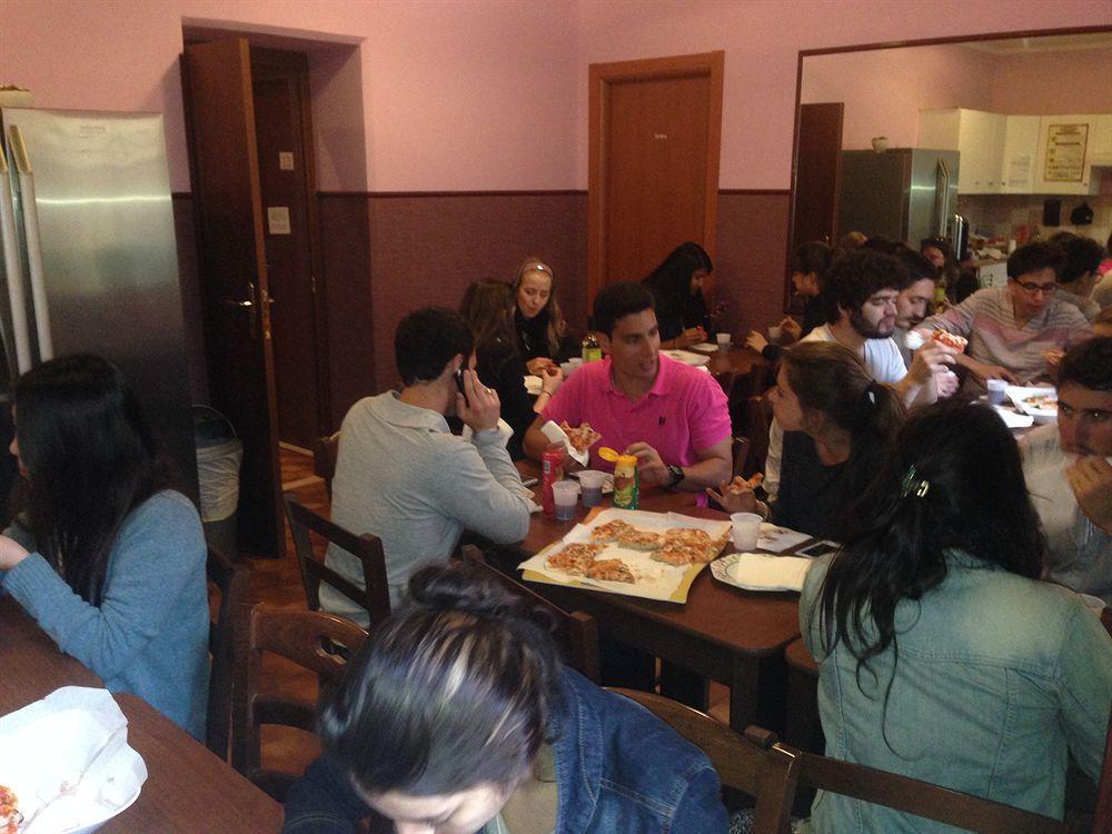 Legends Hostel Rome Buitenkant foto