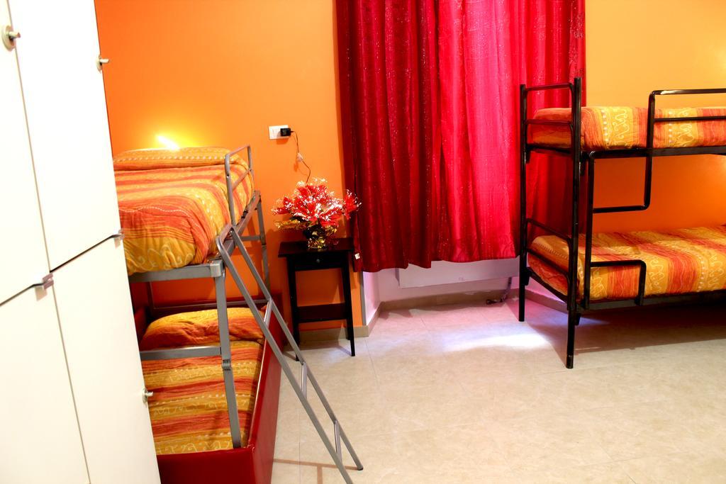 Legends Hostel Rome Buitenkant foto